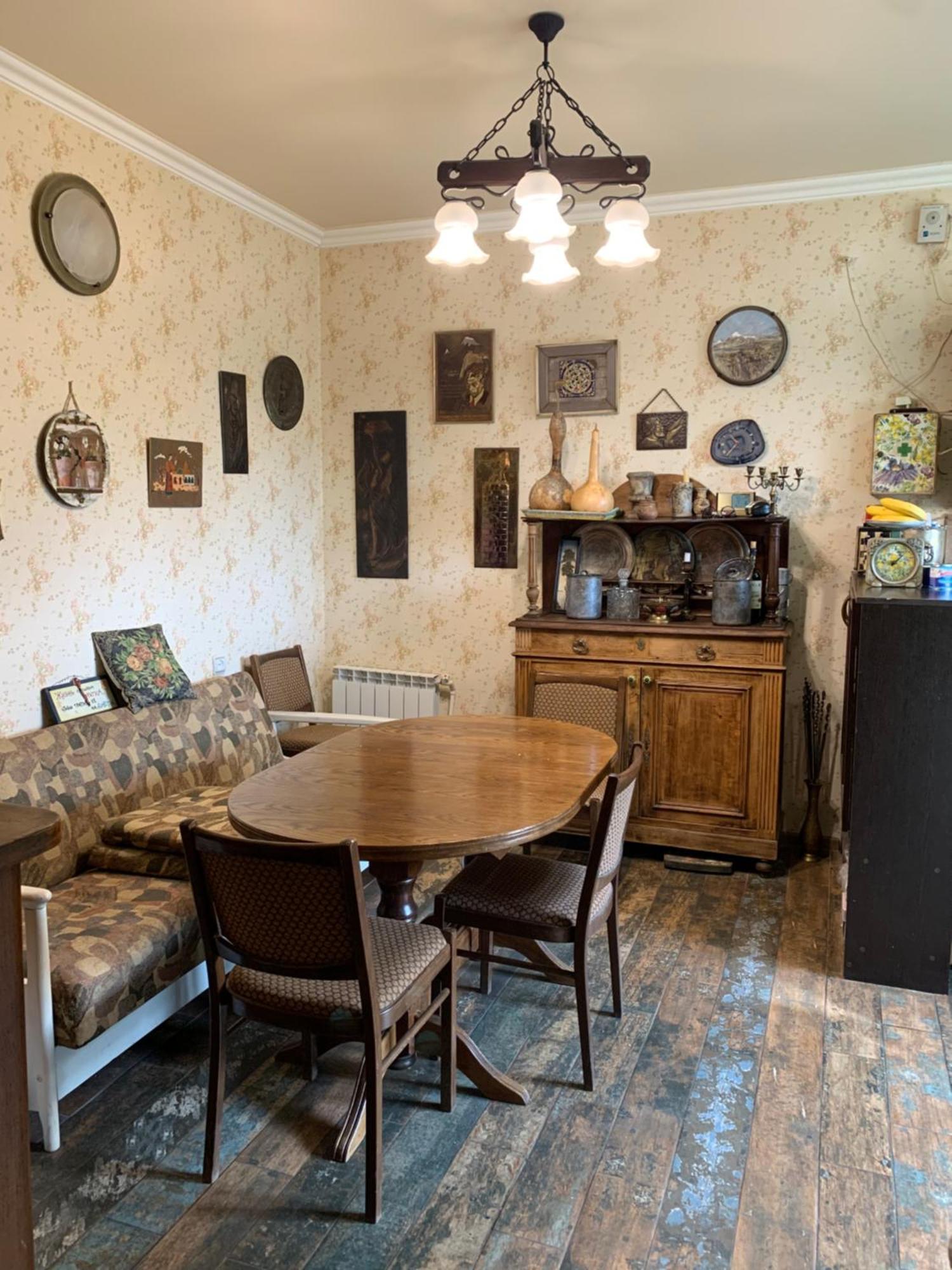 Guests House Qotukner ξενώνας Karbi Εξωτερικό φωτογραφία