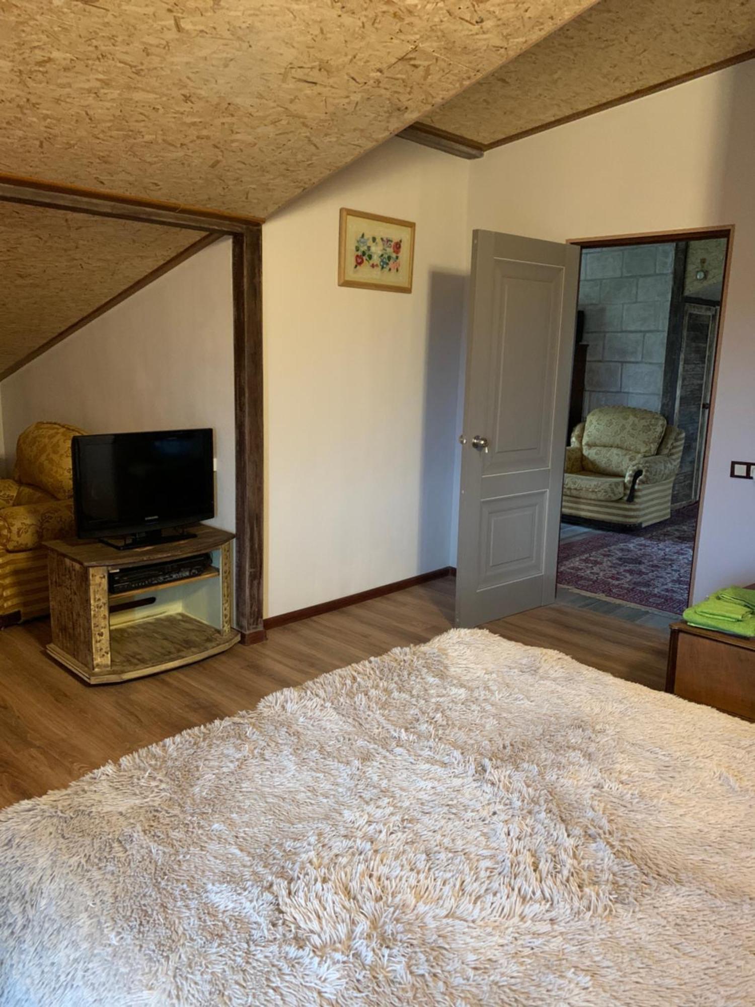 Guests House Qotukner ξενώνας Karbi Εξωτερικό φωτογραφία
