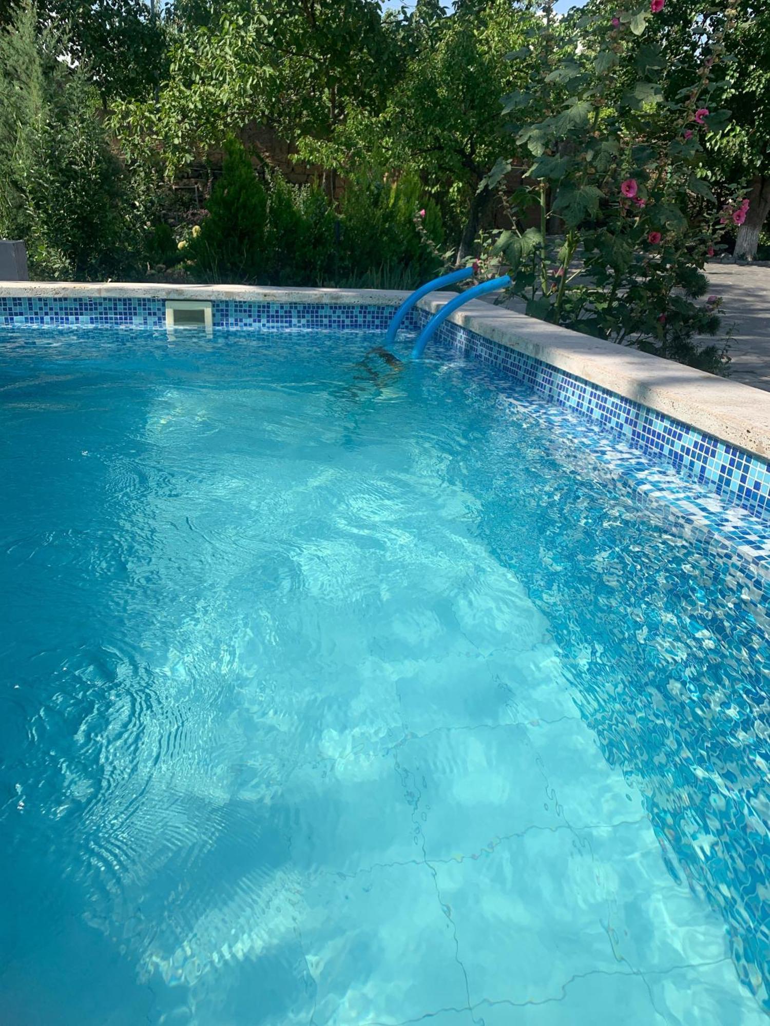 Guests House Qotukner ξενώνας Karbi Εξωτερικό φωτογραφία